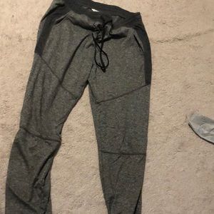 American eagle joggers